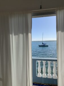 A110B88A-D3FE-4969-BB0A-49575AF32DBA_1_105_c